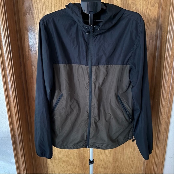 Resolution Performance Waterproof Windbreaker Black and Olive Green Men’s Large - Picture 1 of 12